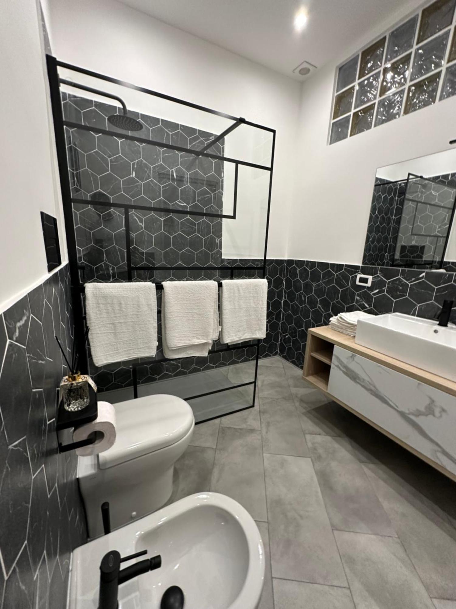 Palermo Wow - Aragona Apartment Luaran gambar
